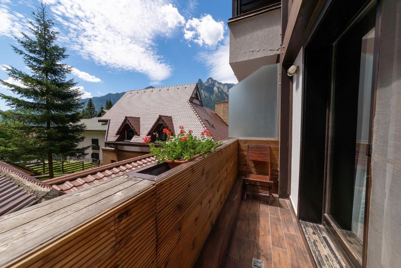 Hotel Casa Freya Buşteni Exterior foto