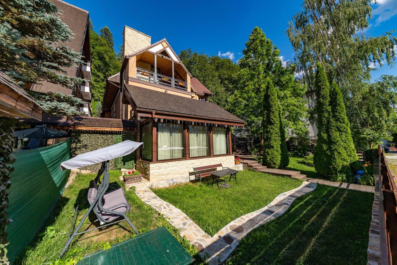 Hotel Casa Freya Buşteni Exterior foto